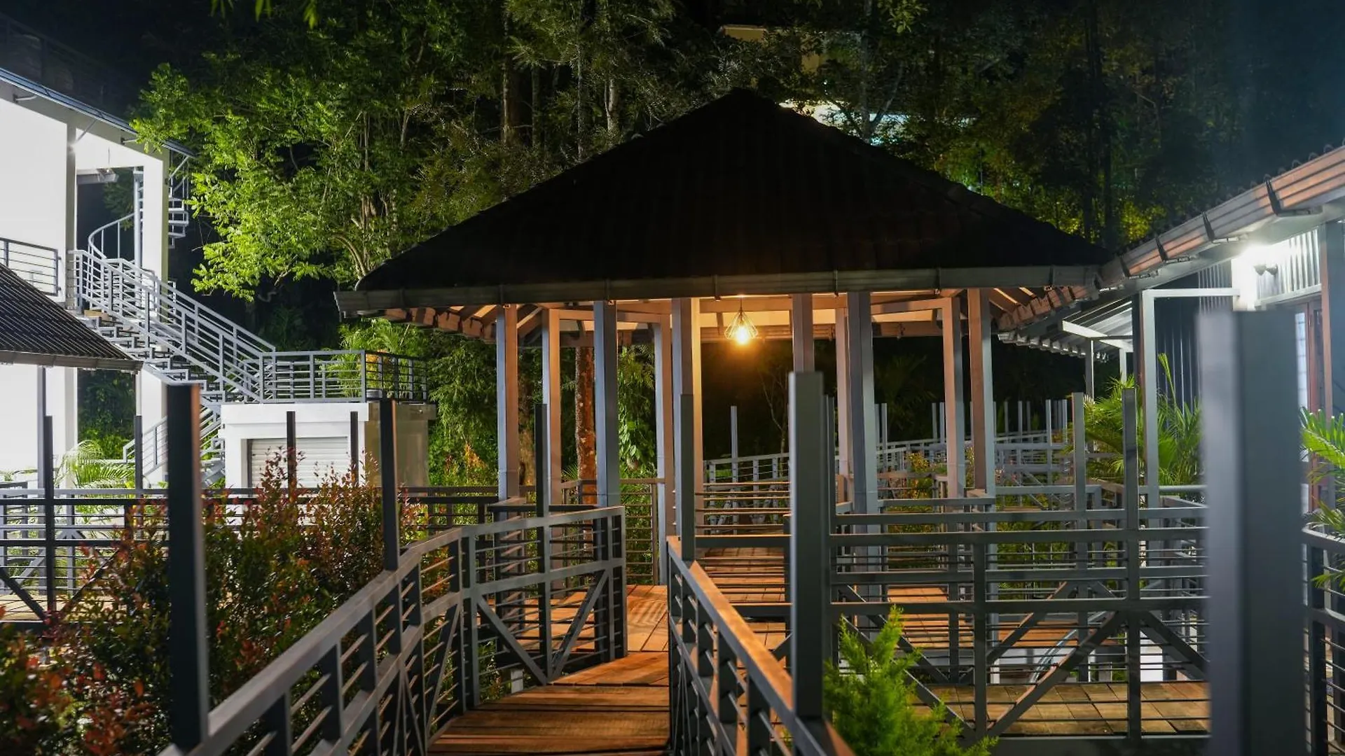 Otel B'Camp Resorts & Homestays Wayanad